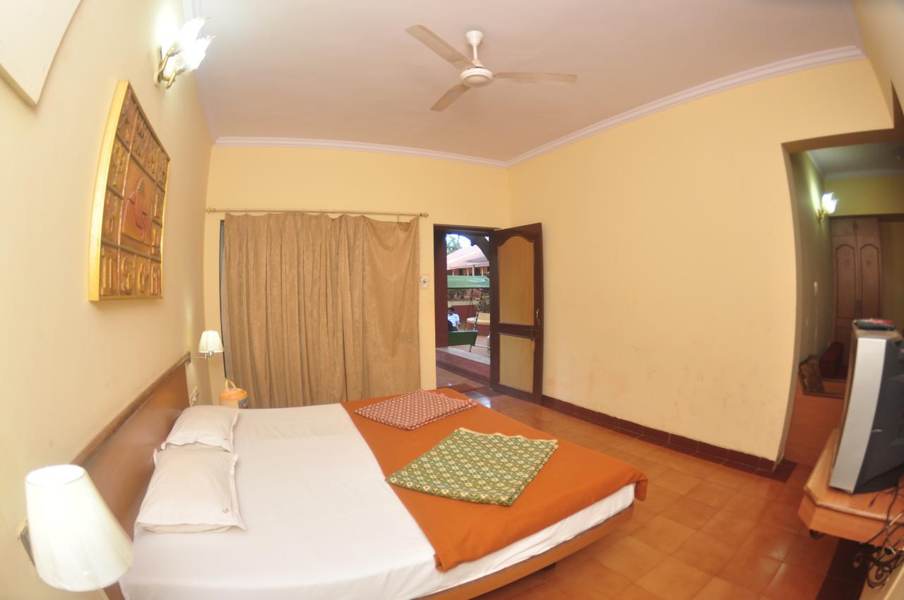 Gujarat Bhavan Hotel Matheran Exterior photo